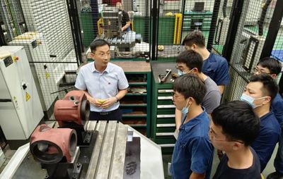 以智能化提供保障支撐 一家煙機企業(yè)如何助力上海智慧工廠建設的技術實踐與推廣